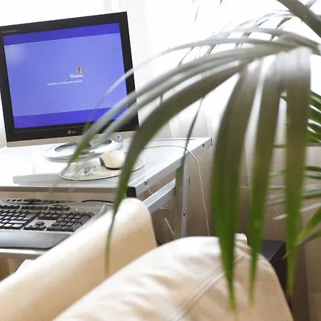 One Shot Colon Hotel 3*