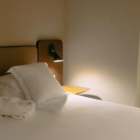 One Shot Colon Hotel Walencja