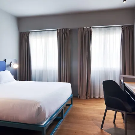 호텔 One Shot Colon 3*