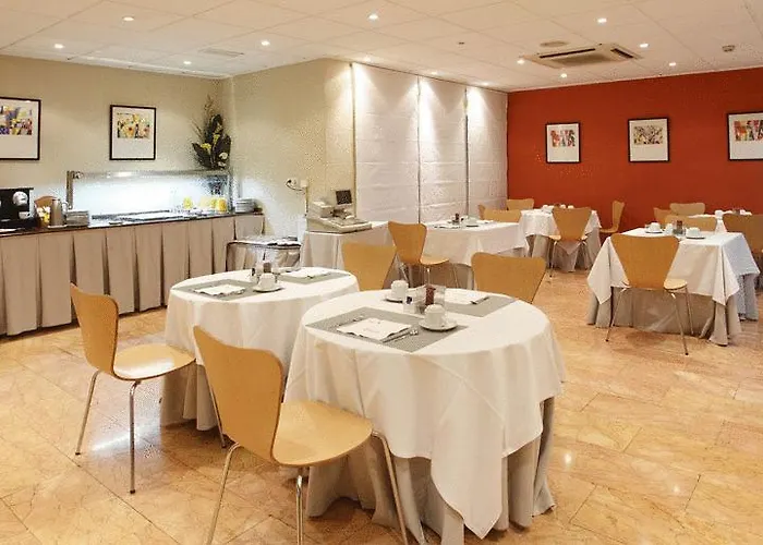 One Shot Colon 호텔