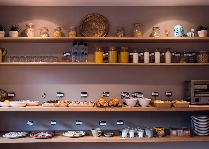 One Shot Colon 호텔